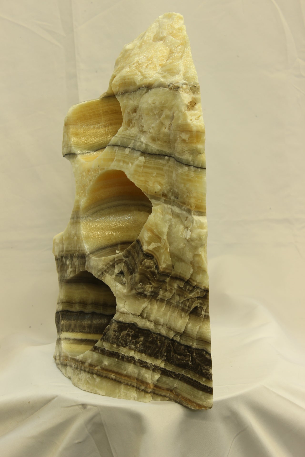 Yellow & Black Onyx Stone Wine Holder