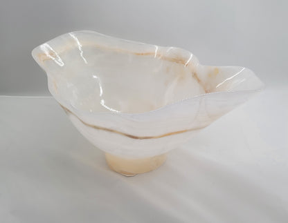 White Medium Onyx Centerpiece