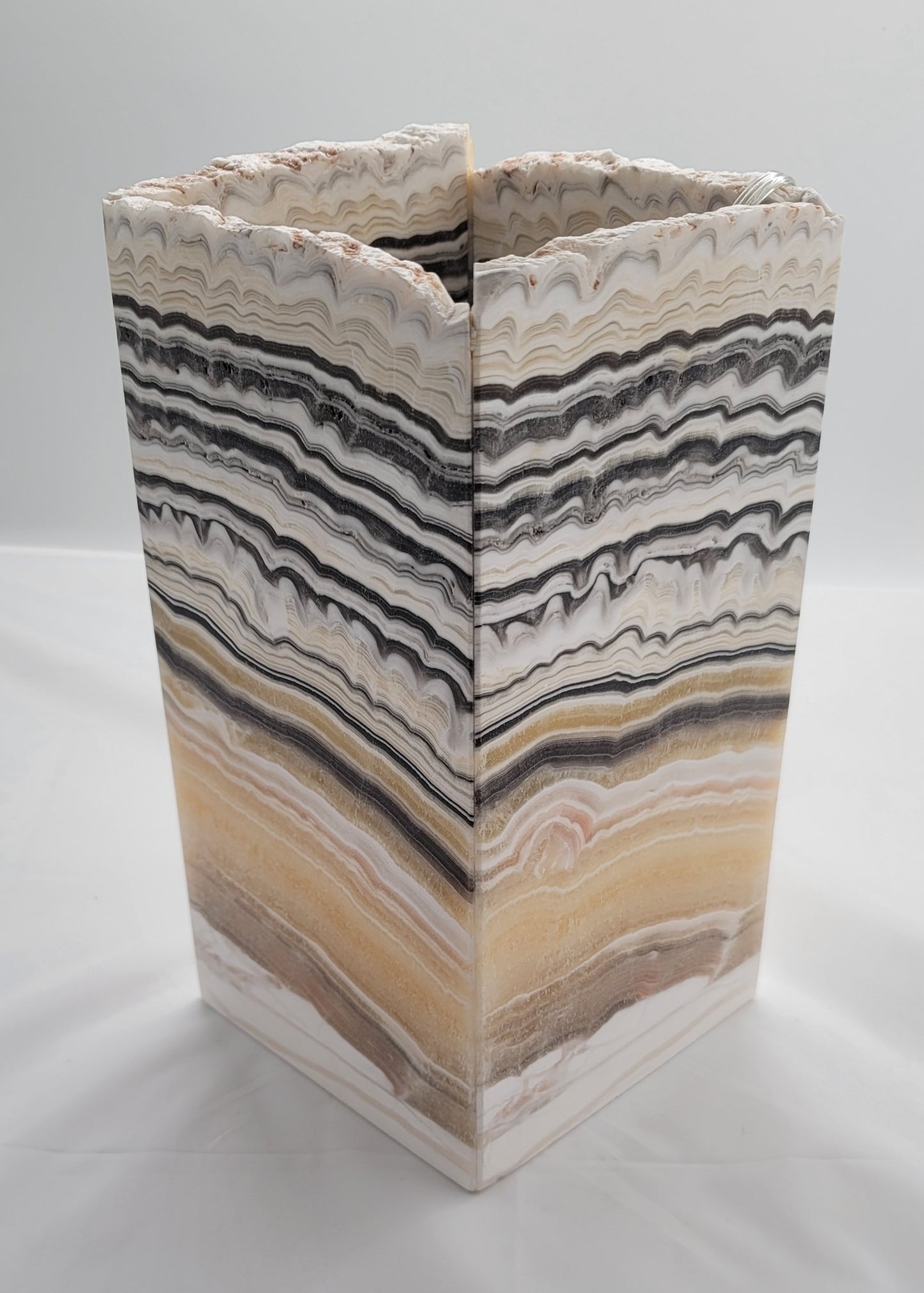 White/Black Open Decorative Onyx Lamp