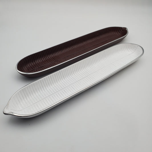 2pc Canoe Bread Tray White/Brown
