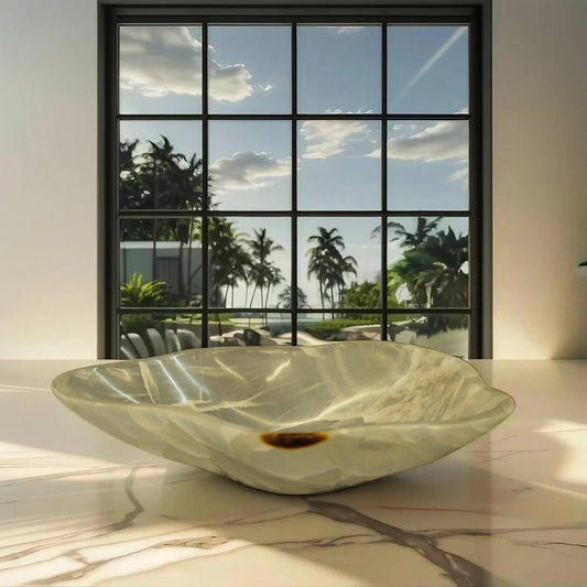 White Cumulus Onyx Small Centerpiece