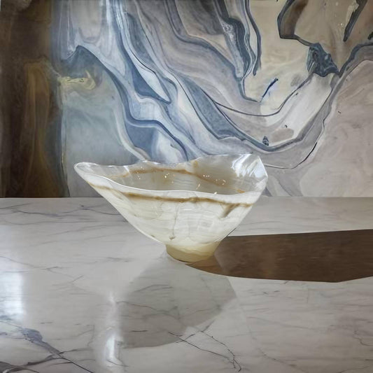 White Medium Onyx Centerpiece