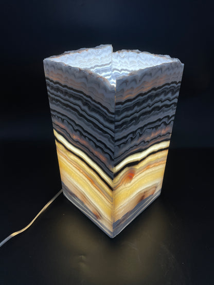 White/Black Open Decorative Onyx Lamp