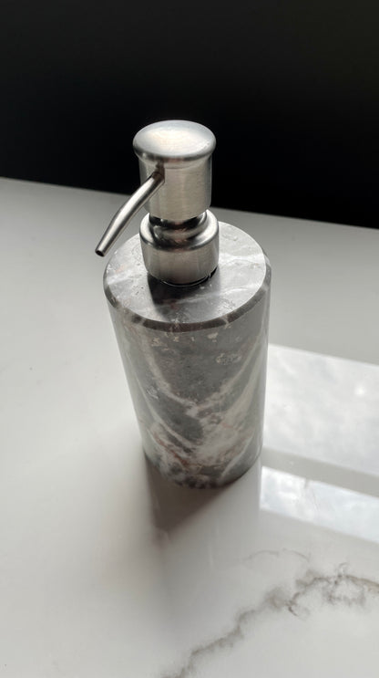 Gray Decorative Onyx Bathroom Set