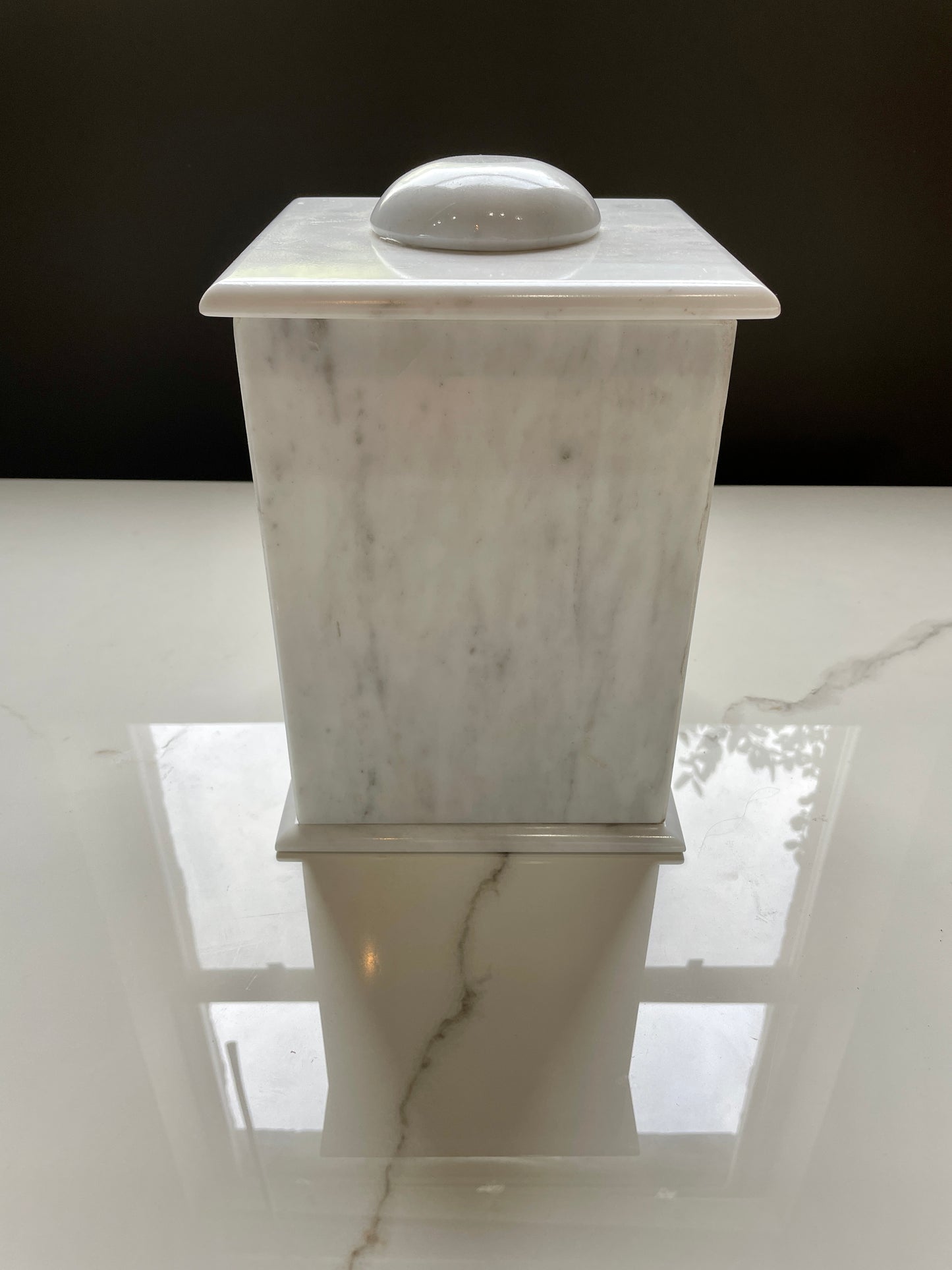 White Large Onyx Ash Container