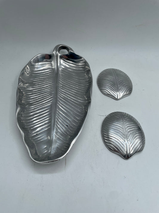 Silver Small 3pc Leaf Pewter Tray Set