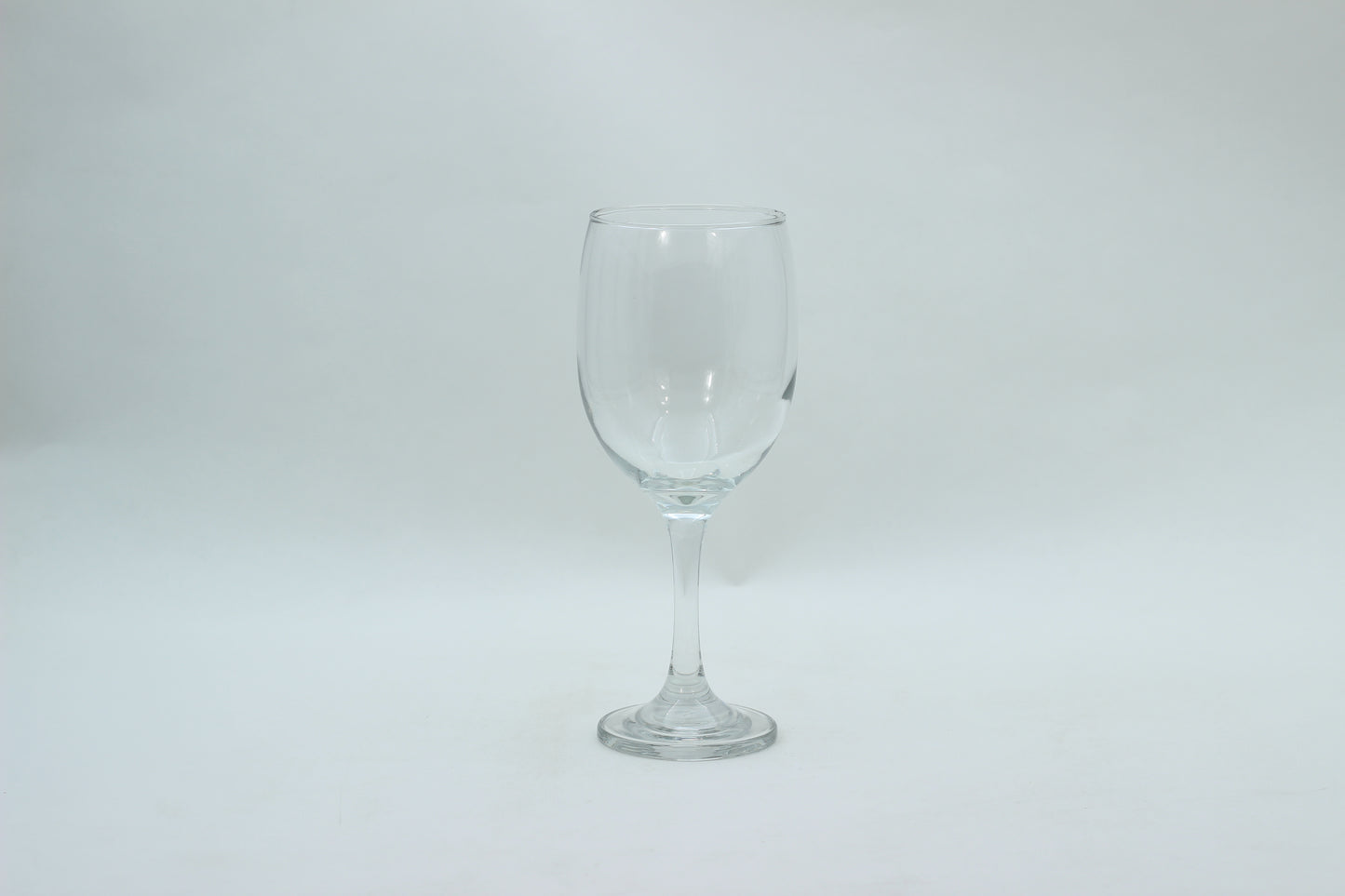 Copa Vino Tinto California 16oz Stemware – Case of 24