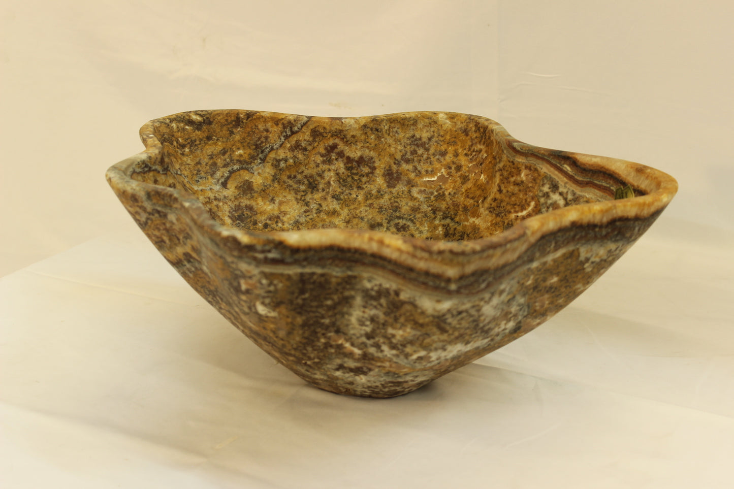 Rusty Cairn Onyx Centerpiece