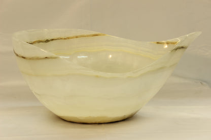 White & Beige Veined Onyx Centerpiece