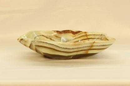Beige Cosmo Onyx Centerpiece