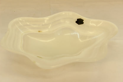 White Cirrus Onyx Centerpiece