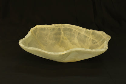 White Sky Onyx Centerpiece