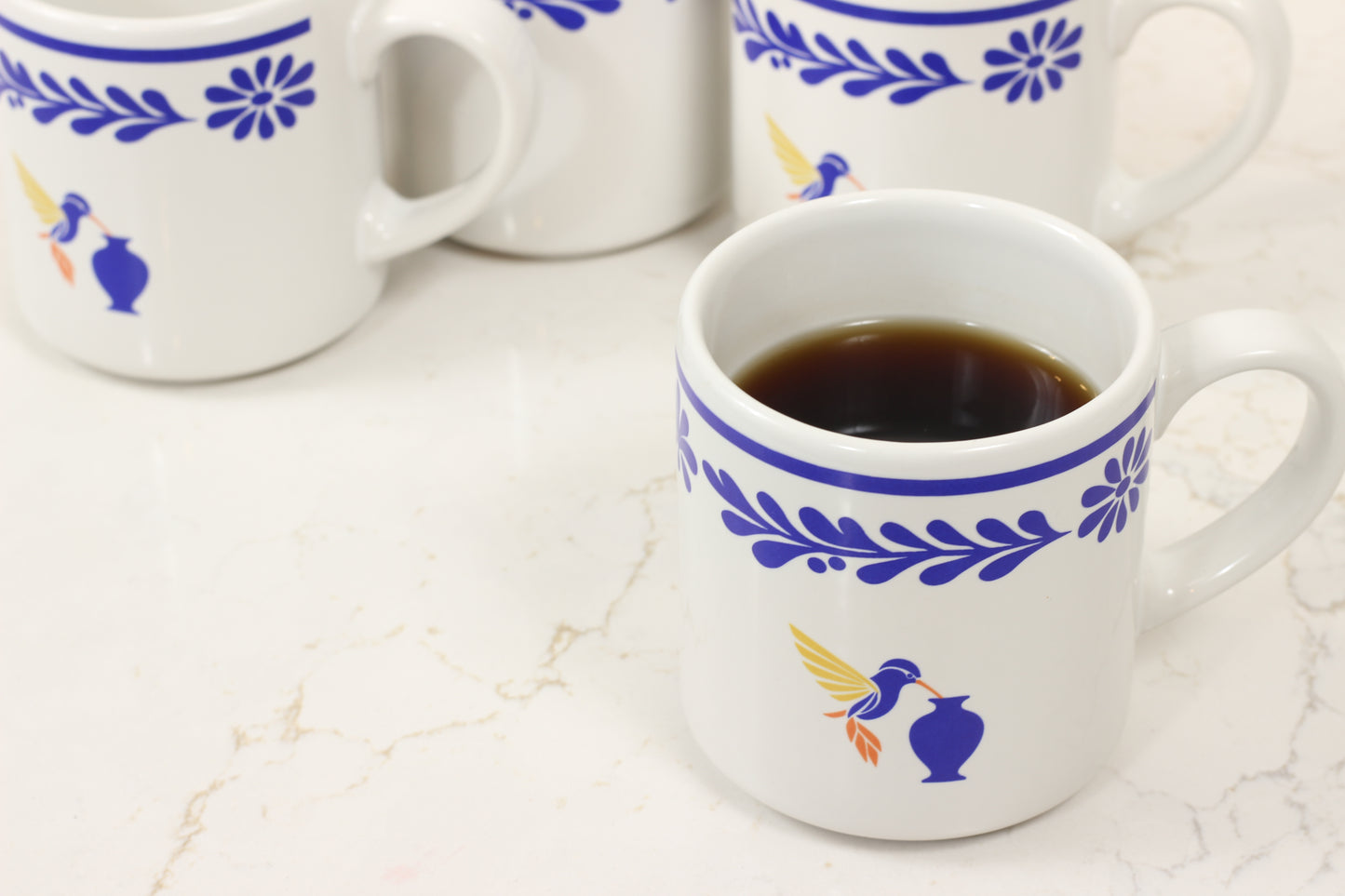 Colibri Collection – 8-Piece Mug Set