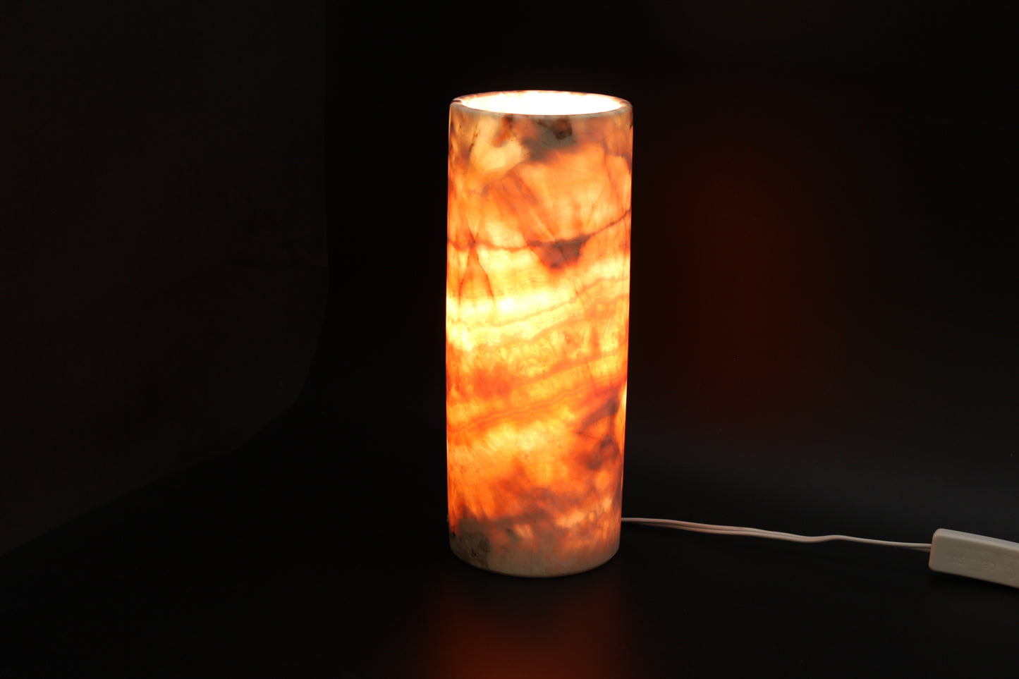 Smooth Blood Moon Onyx Lamp
