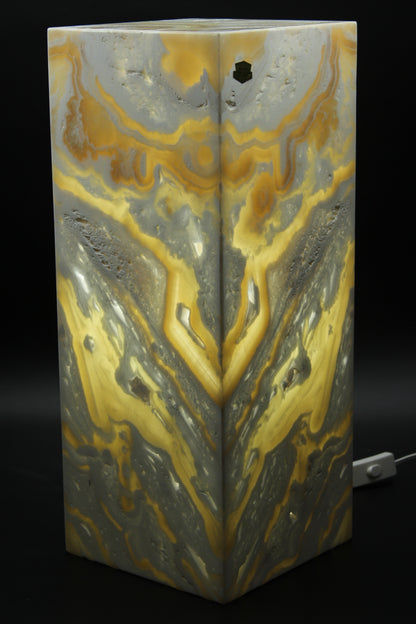 Large Nubloso Crema Onyx Lamp