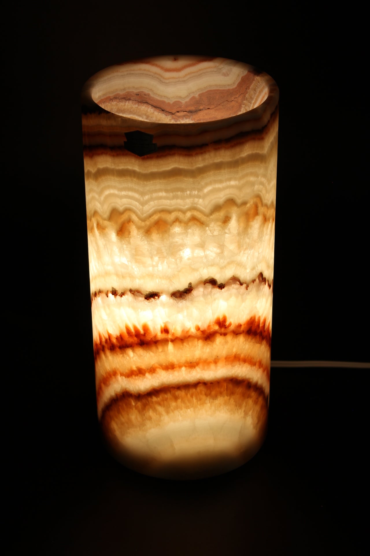 Red Blastwave Onyx Lamp