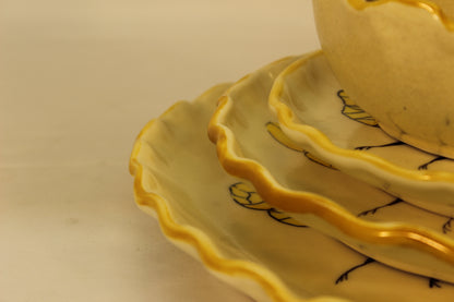 30pc Bumblebee & Flowers Handmade Ceramic Dinnerware Set (For 6 People)