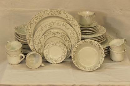 36 pc Florencia Traditional Ceramic Dinnerware Set (For 6 People)