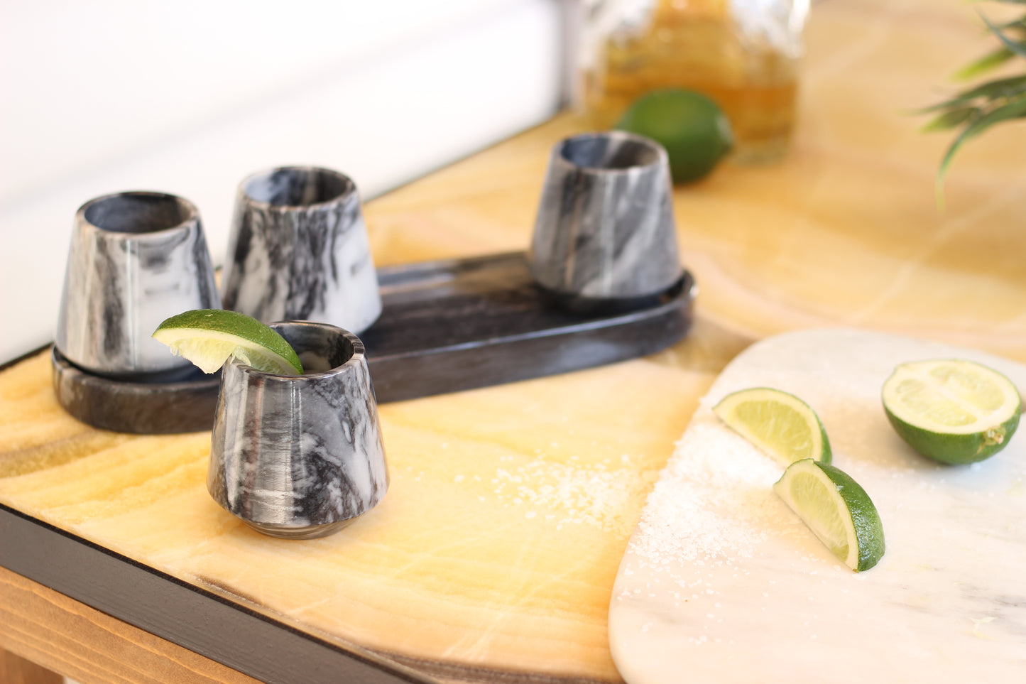 Black & White Marble Mezcalero Shot Glass Set with Tray – 5 Piece Set
