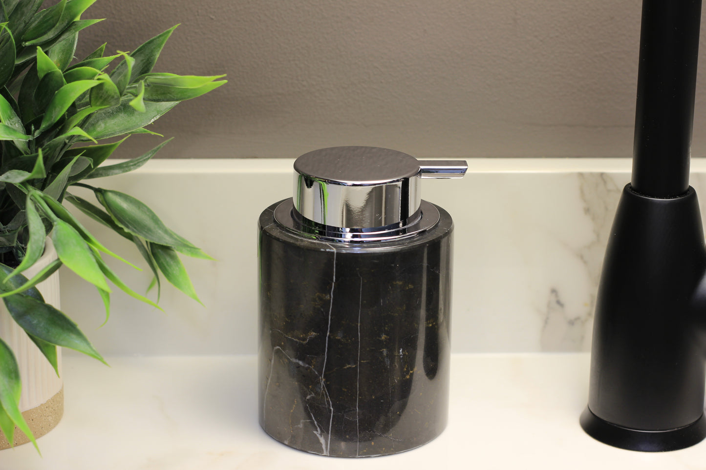 Black Marble & Silver Foaming Soap Dispenser – 10oz Pump Bottle