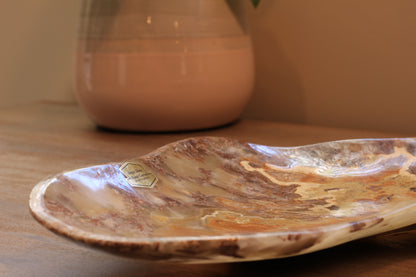 Green Onyx Accent Centerpiece – 13" x 8" Handcrafted Decorative Piece