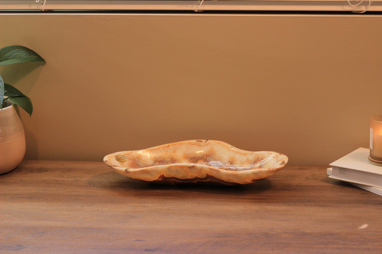 Honey Onyx Accent Centerpiece Tray – 13" x 7" Handcrafted Decorative Piece
