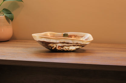 Beige Onyx Accent Centerpiece Bowl – 10" x 7" Handcrafted Decorative Piece