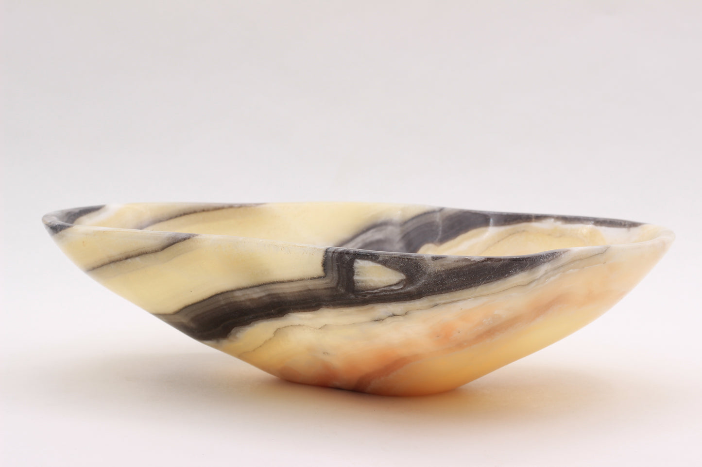 Yellow Onyx Accent Centerpiece Bowl – 11" x 8" Handcrafted Decorative Piece