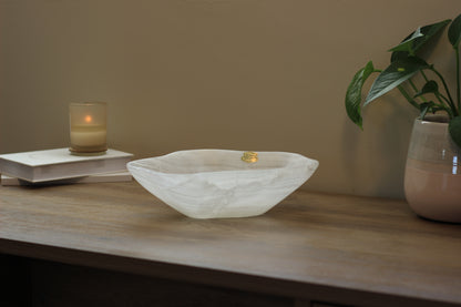 White Translucent Onyx Centerpiece Bowl – 9" x 10" Handcrafted Accent Piece