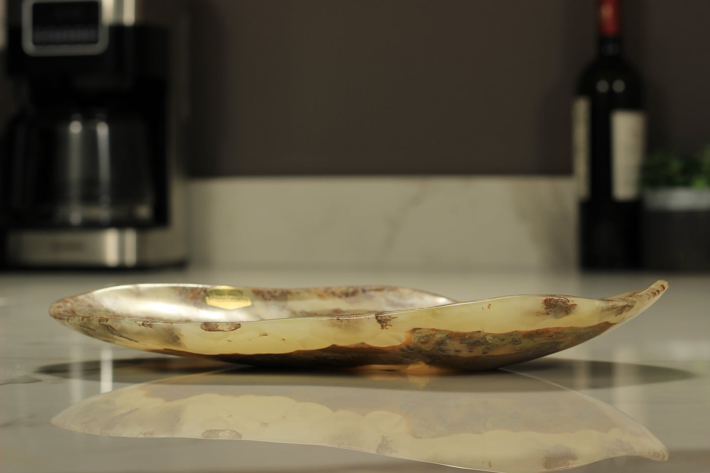 Green Onyx Accent Centerpiece – 13" x 8" Handcrafted Decorative Piece