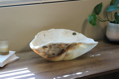 Beige Onyx Centerpiece Bowl – 15" x 11" Handcrafted Statement Piece