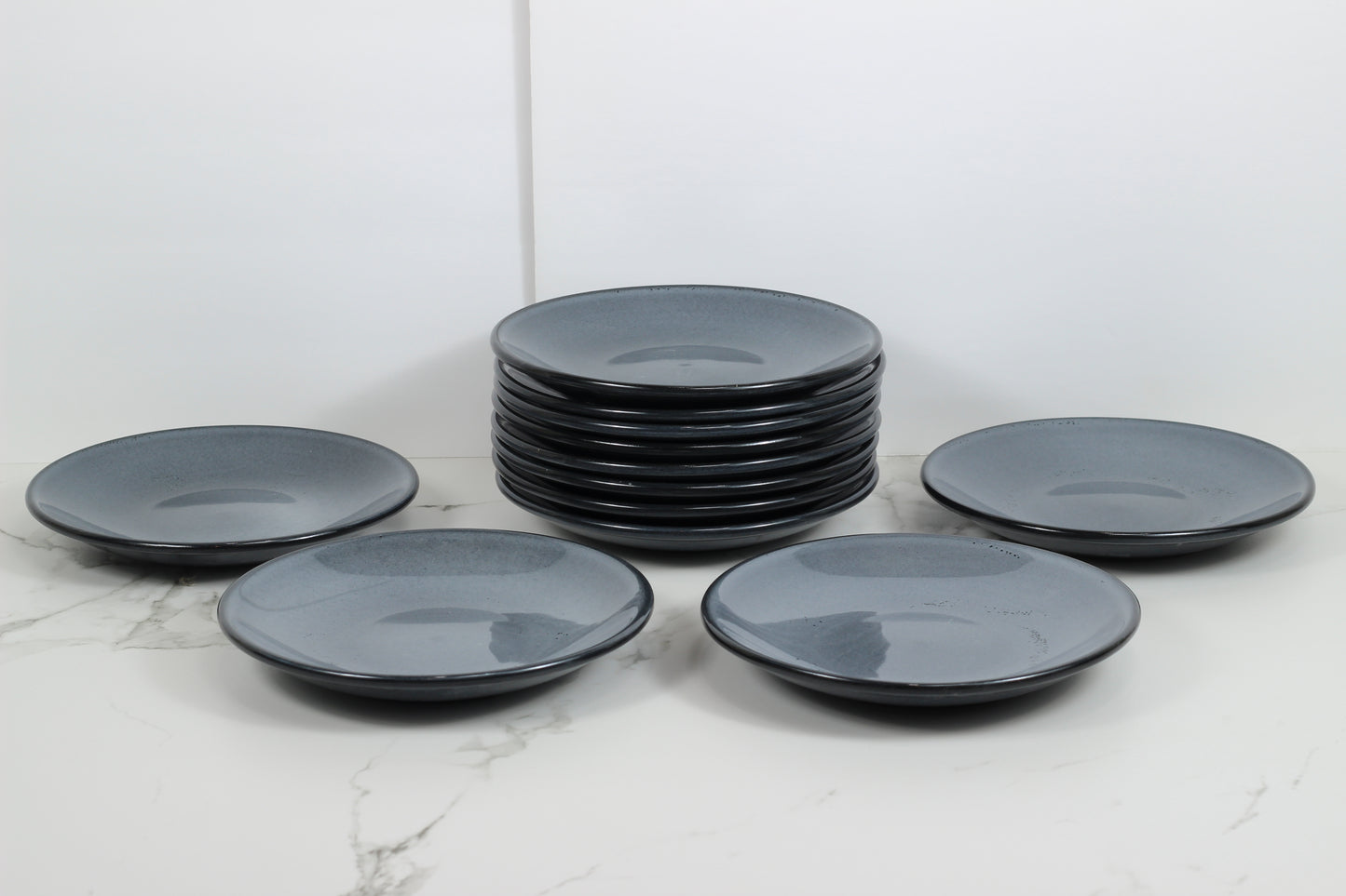 Anfora Denali Grey- 7.5" Round Plate- 1 Dozen